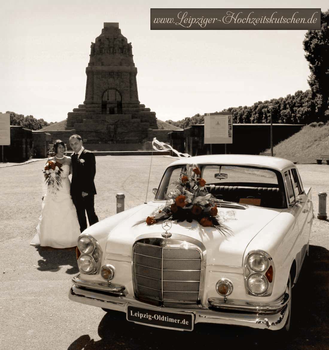 Foto: Hochzeitsfahrt mit Mercedes Oldtimer vom Standesamt Leipzig zum Vlkerschlachtdenkmal